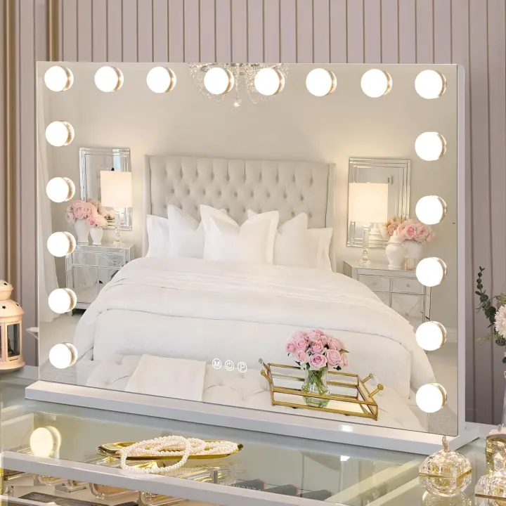 Hollywood-Style Vanity Mirror with 18 Bulbs and Touch Controls