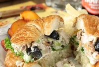 Gorgonzola Chicken Salad with Grapes & Walnuts for Entertaining