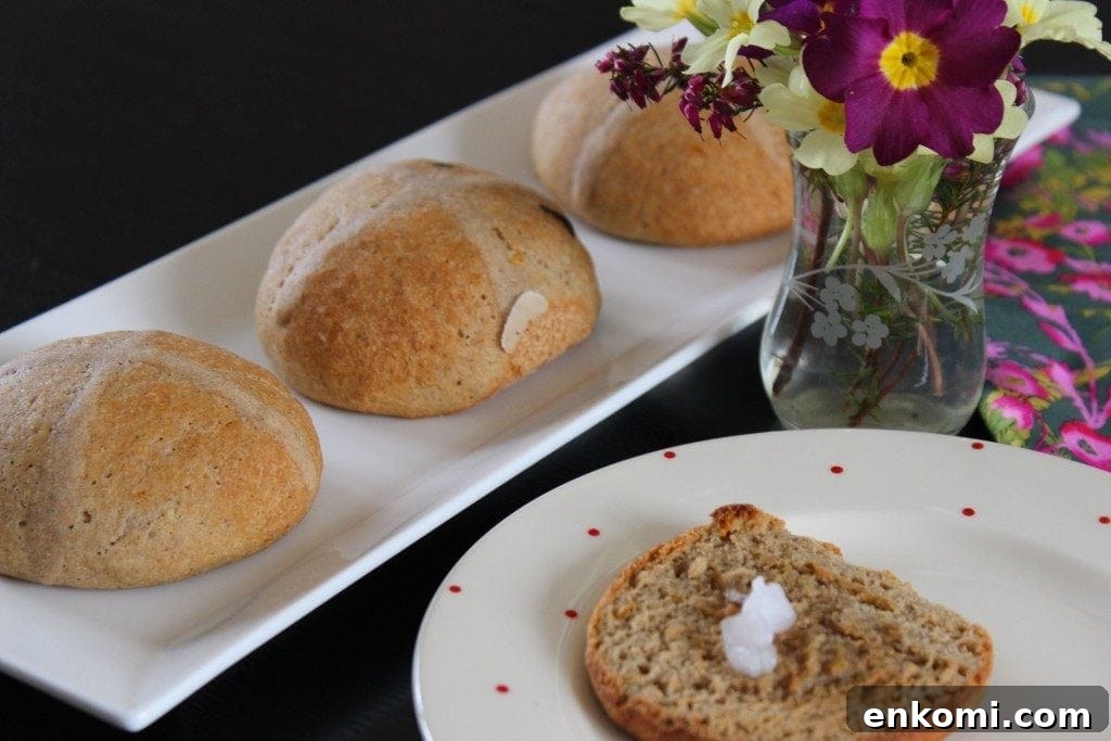 Six Delicious Easter Treat Recipes for Spring Celebrations 6 Healthier hot cross buns made with the Free From Fairy's wholegrain gluten free flour blend. #glutenfree #dairyfree #refinedsugarfree #hotcrossbunrecipe https://freefromfairy.com