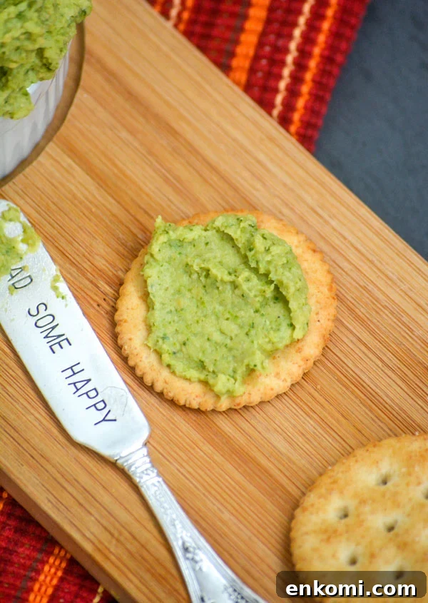 Healthy Hummus Cracker Spread