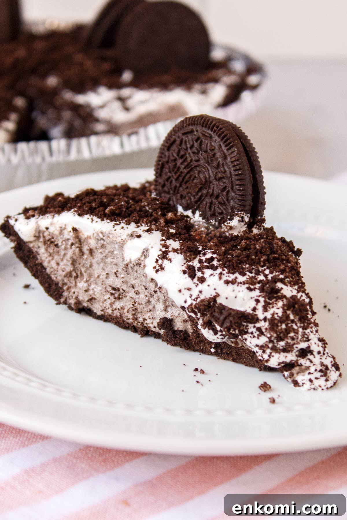 Quick 3-Ingredient Oreo Pie Recipe 2 3-Ingredient Oreo pie