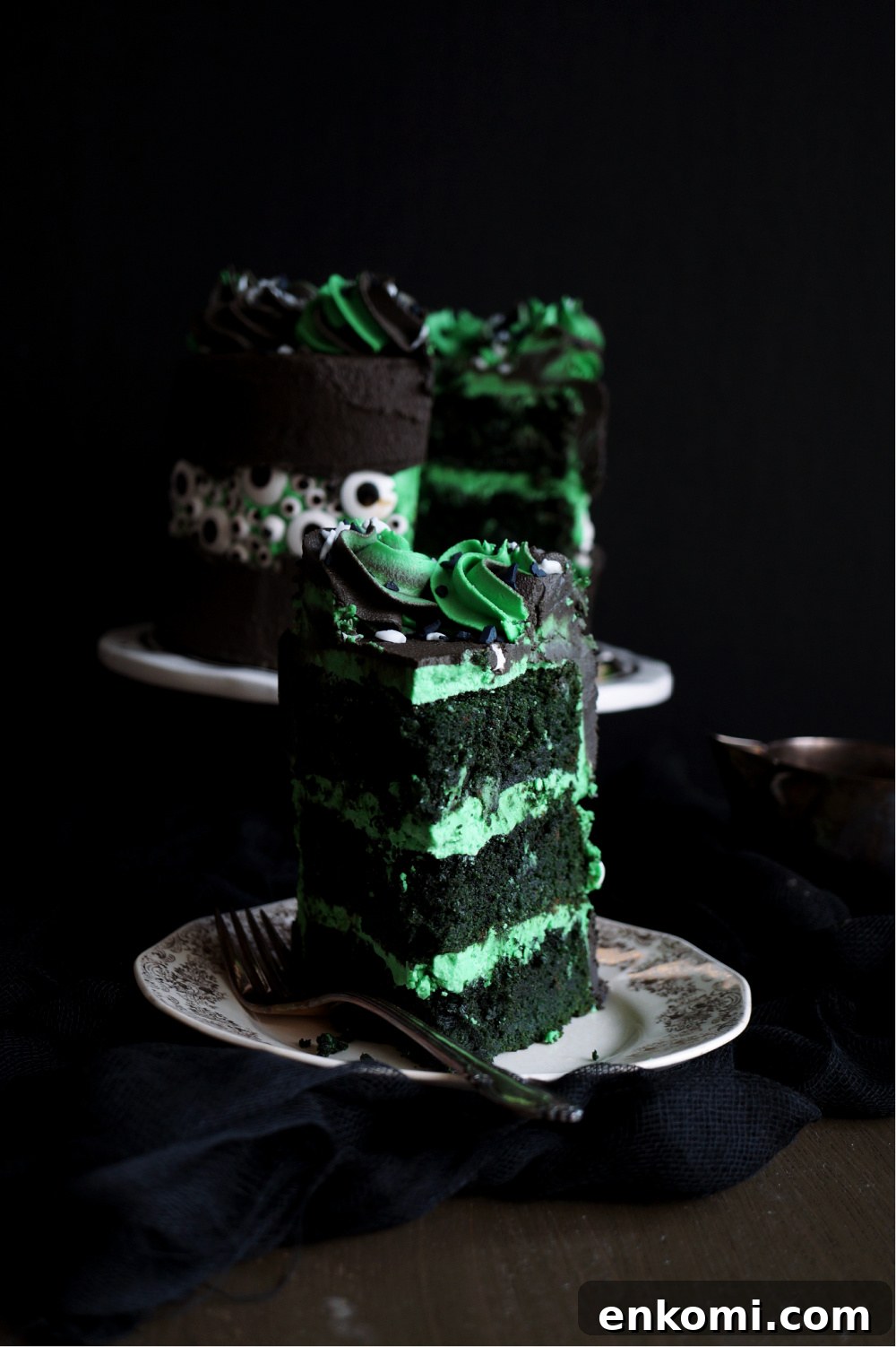 Vegan Green Velvet Eyeball Fault Line Cake Recipe 7 slice of green velvet cake on plate