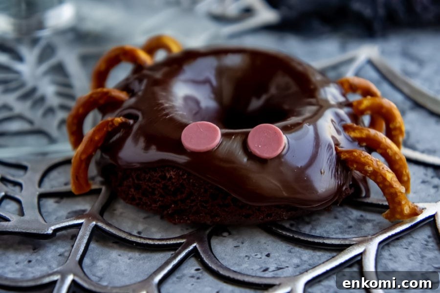 Spider Donuts: How to Make Spooky Halloween Donuts at Home 3 a single spider donut