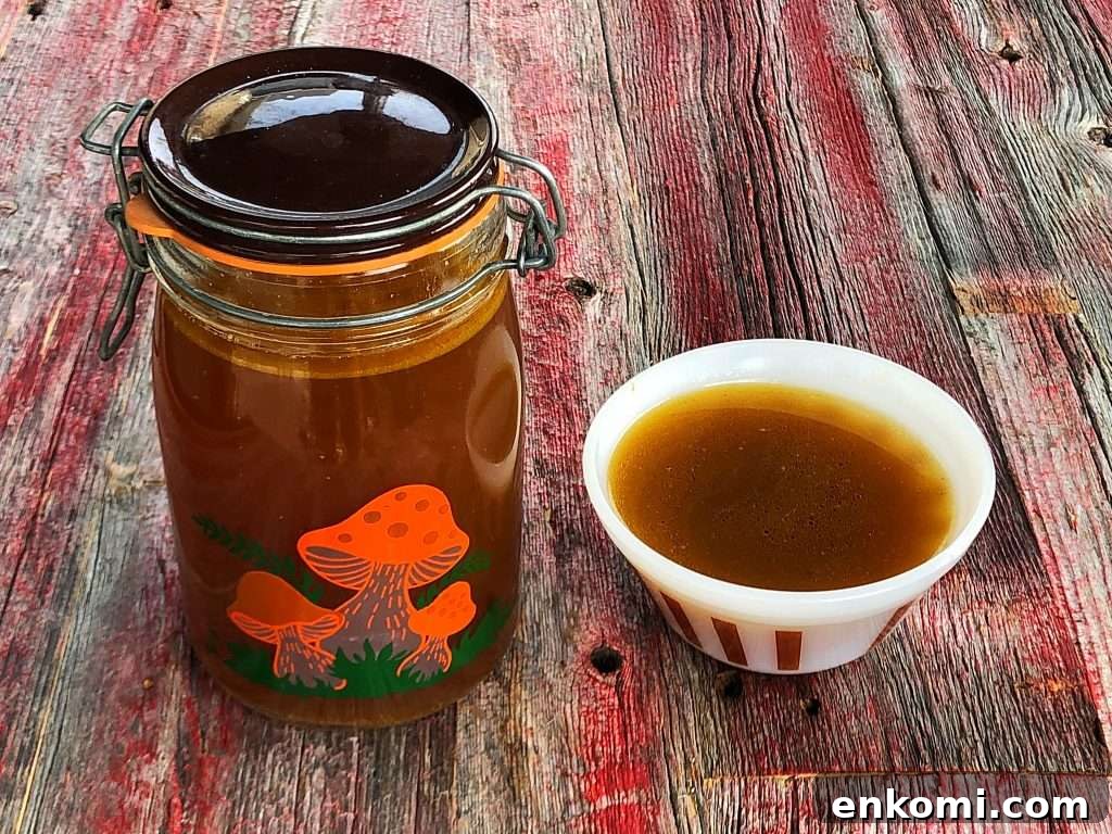 Homemade Chicken Bone Broth Recipe for Rich Flavor and Nutrition 2 How to Make Chicken Bone Broth
