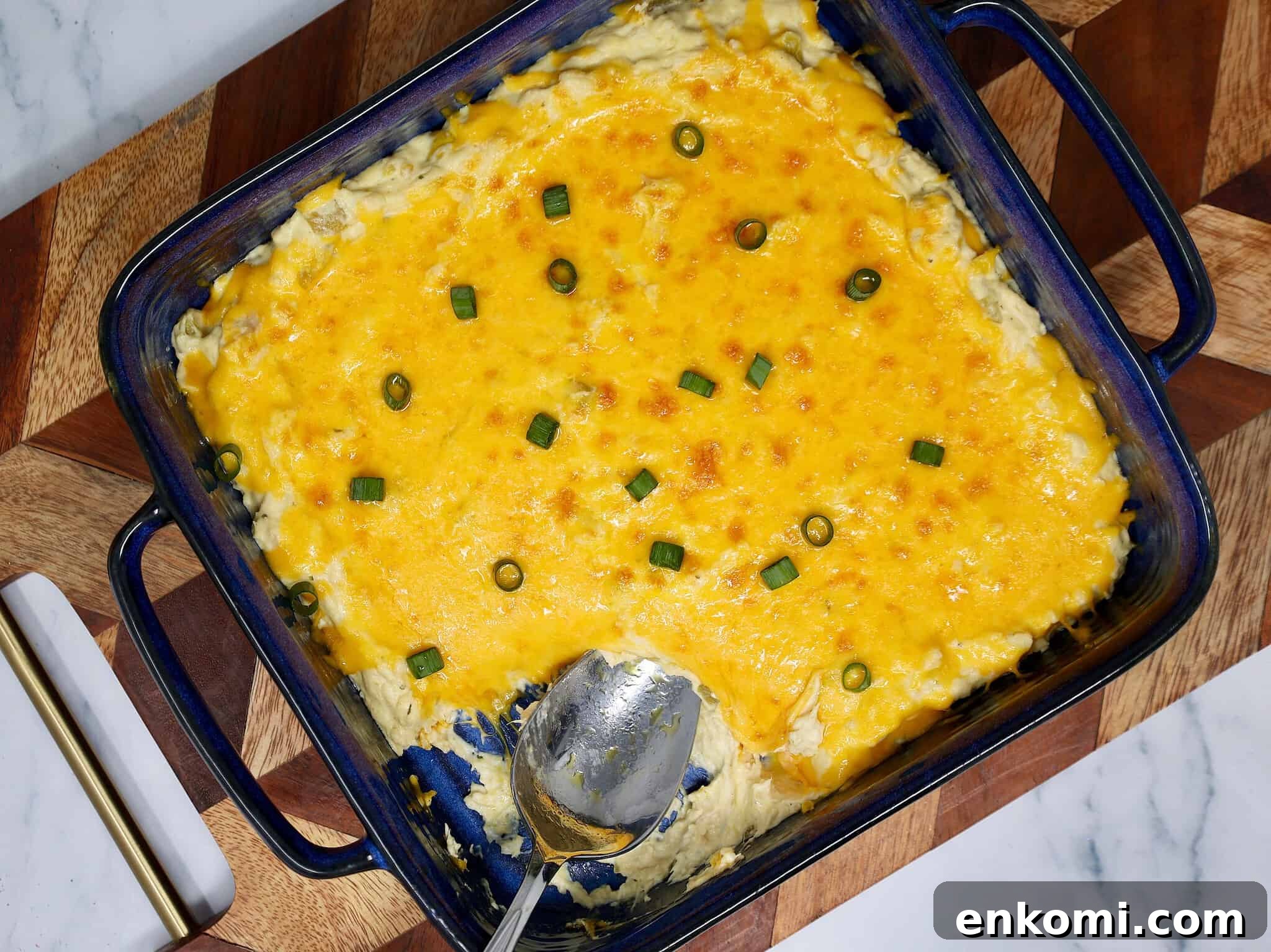 Creamy Ranch Chicken Cheese Ball Recipe for Parties 7 chicken stuff dip featured image