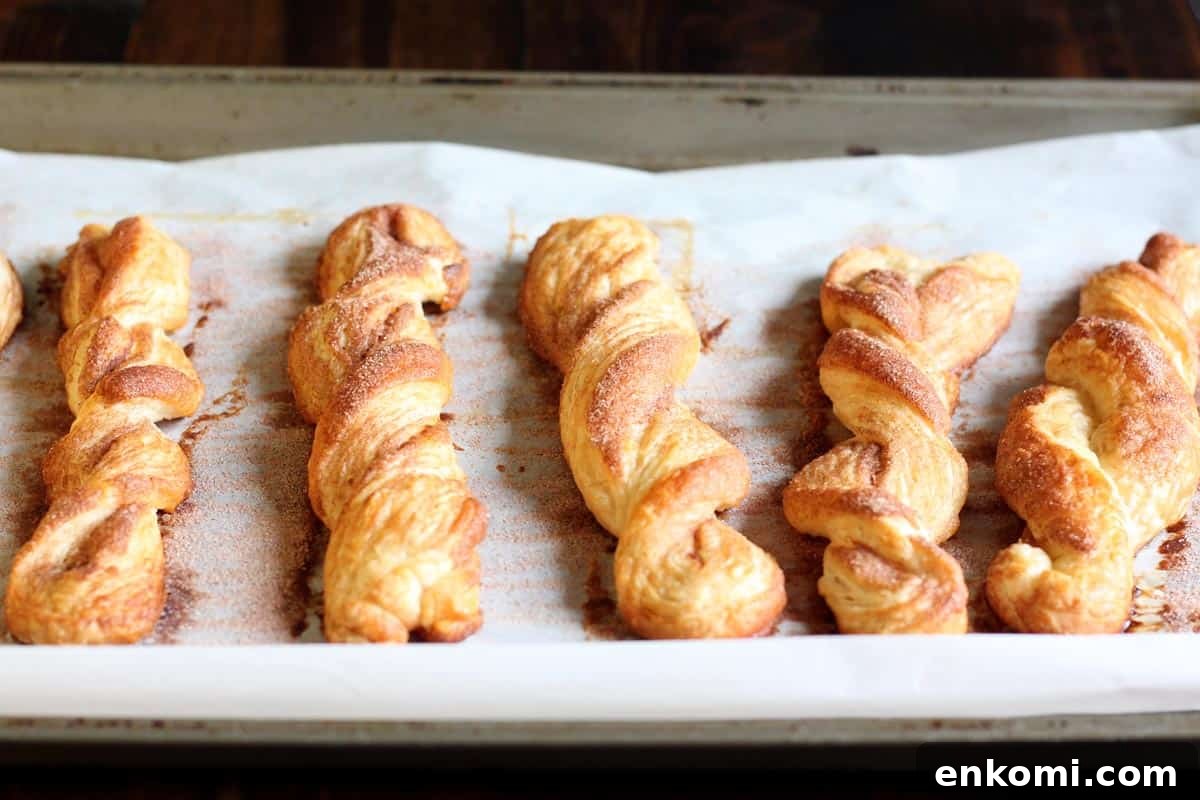 Fresh cinnamon twists Freshly baked homemade cinnamon twists.