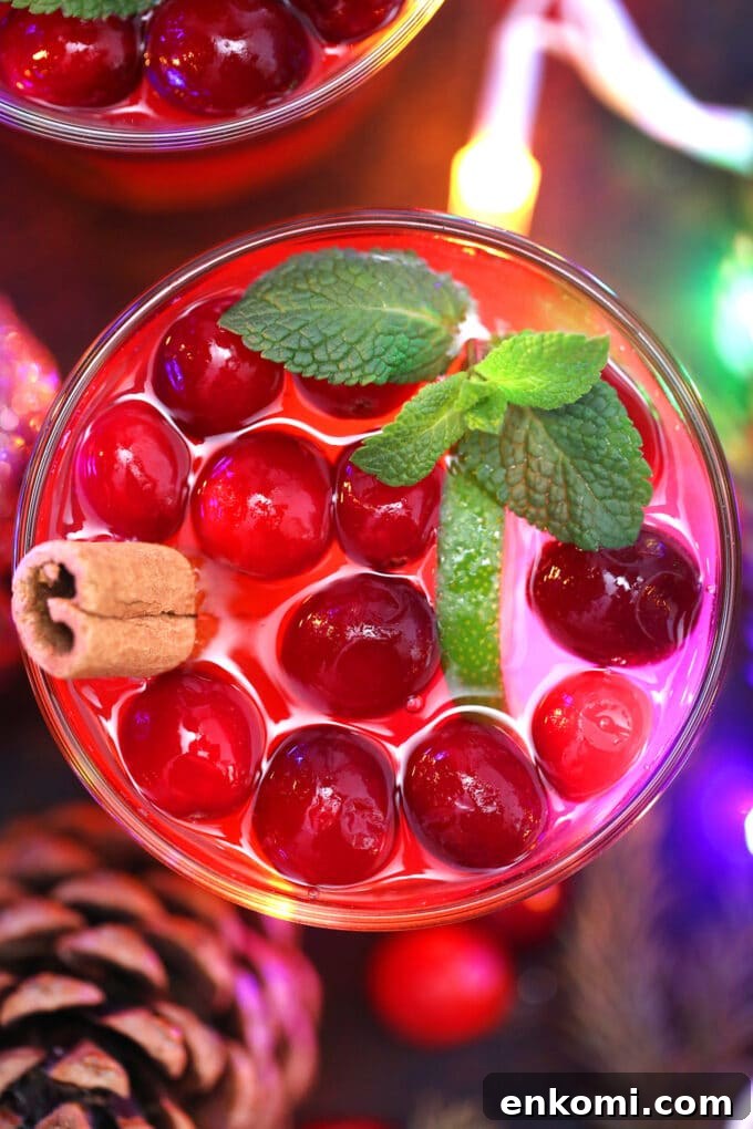 Festive Christmas Punch Recipe for Holiday Parties 4 Christmas punch alcohol