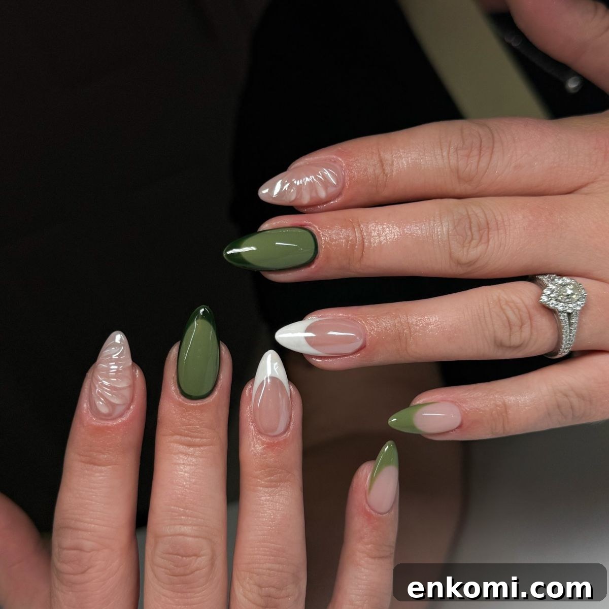 21 Elegant Almond Thanksgiving Nail Designs You’ll Love 13 11. Green Accent Nails