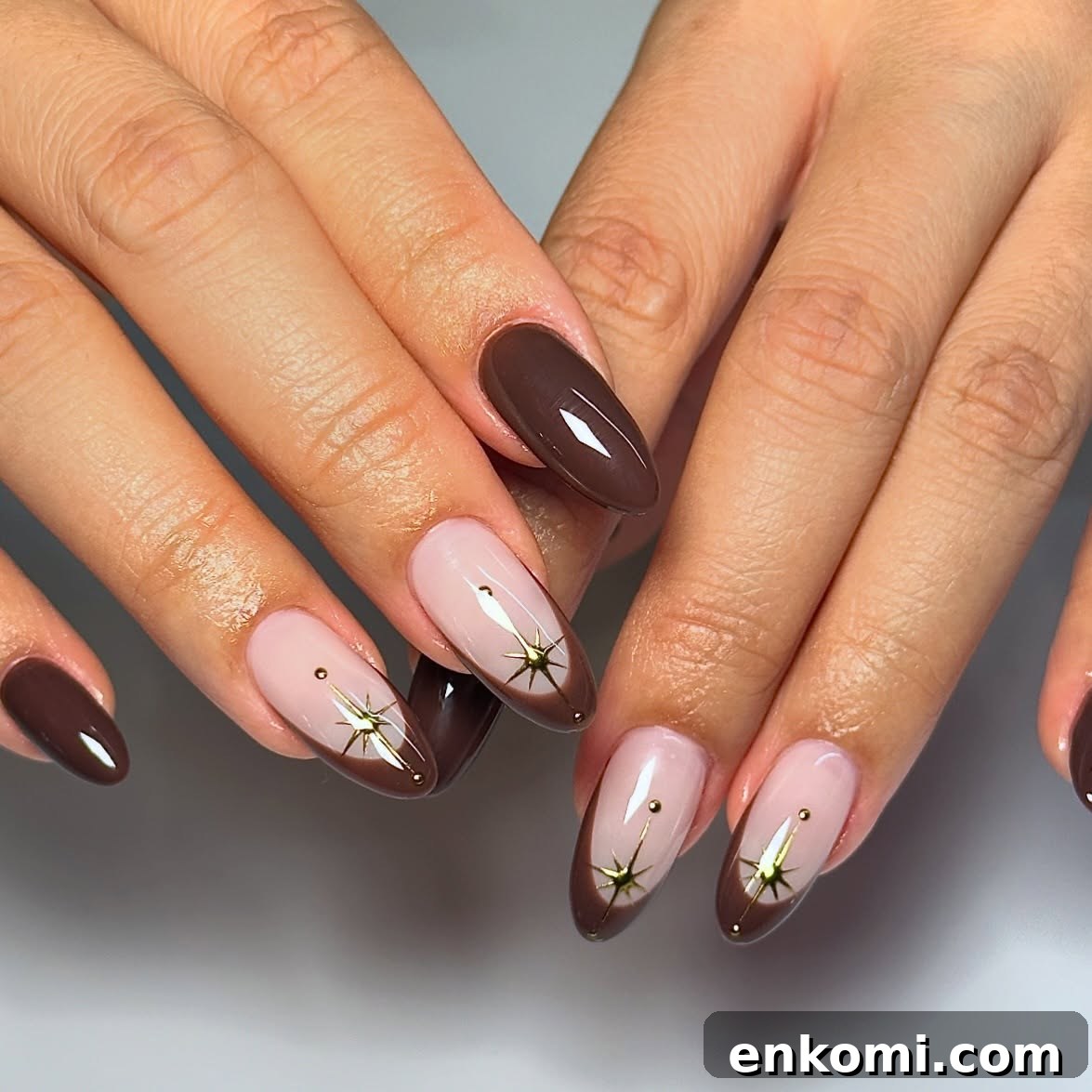 21 Elegant Almond Thanksgiving Nail Designs You’ll Love 18 16. Chocolate Brown and Gold