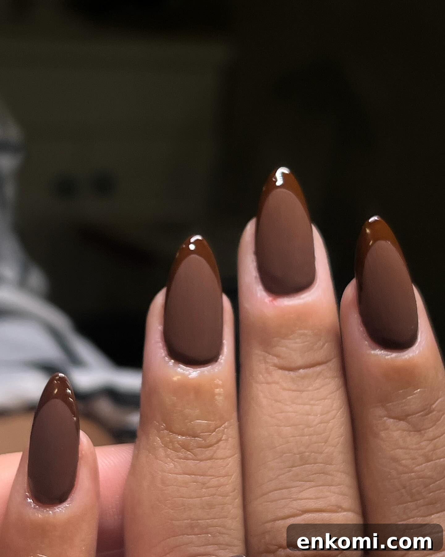 21 Elegant Almond Thanksgiving Nail Designs You’ll Love 5 3. Matte Chocolate Brown with Glossy Tips