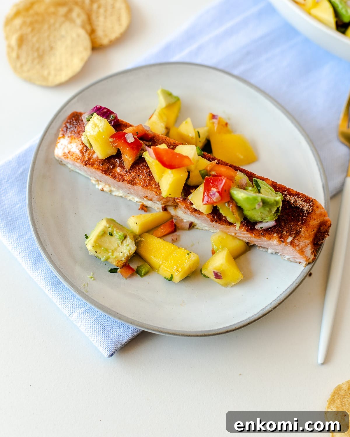 mango salsa baked salmon