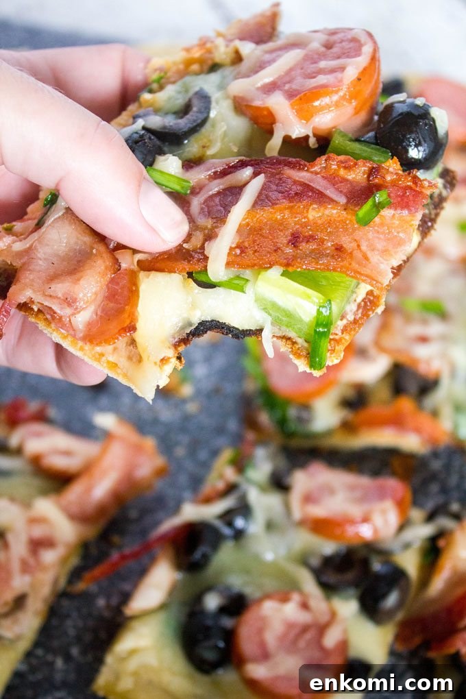 Loaded White Pesto Pizza in a Cast Iron Skillet: Crispy & Cheesy 10 Loaded Skillet White Pesto Pizza #SundaySupper