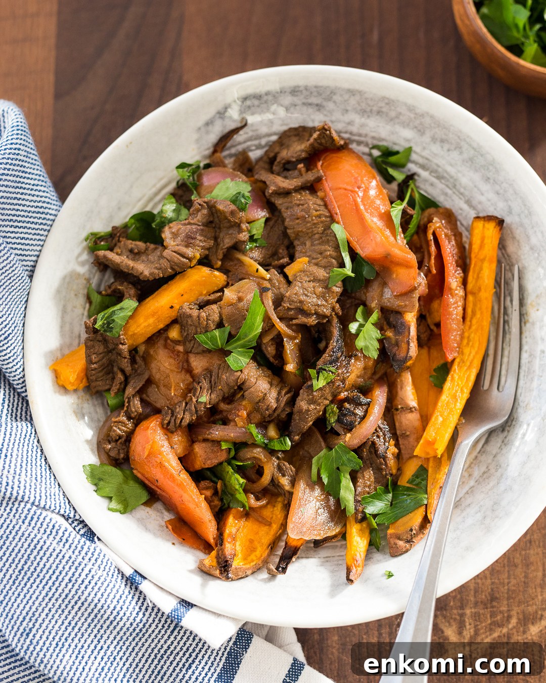 Whole30 Lomo Saltado Recipe: Peruvian Beef Stir-Fry Without Grains 5 Whole30 Lomo Saltado Paleo Primal Gourmet Easy Peruvian Recipe