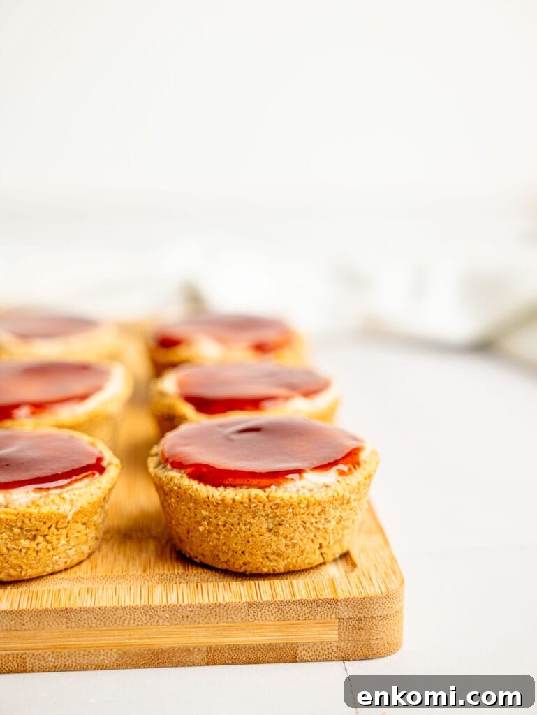High-Protein Mini Cheesecakes: Low-Calorie Dessert Recipes 6 img 4460 5