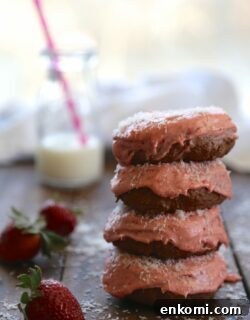 Neapolitan Baked Donuts: Strawberry-Vanilla-Chocolate Recipe 2 img 6618 6