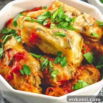 Dairy-Free Creamy Scallops Recipe (Whole30 Friendly) 12 Healthy Cabbage Rolls