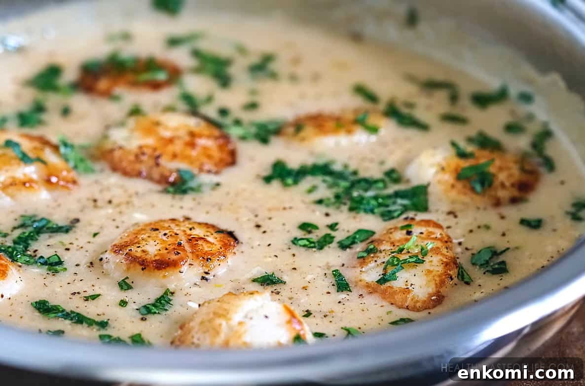 Dairy-Free Creamy Scallops Recipe (Whole30 Friendly) 6 Paleo scallops with dairy free cream sauce. Whole30 scallops with white gravy.