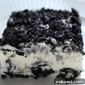 This no bake, quick and easy Oreo Dessert Recipe is sure to be a hit!