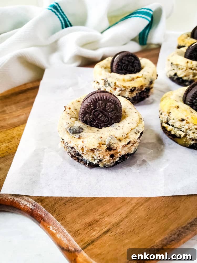 easy cookies n cream cheesecakes
