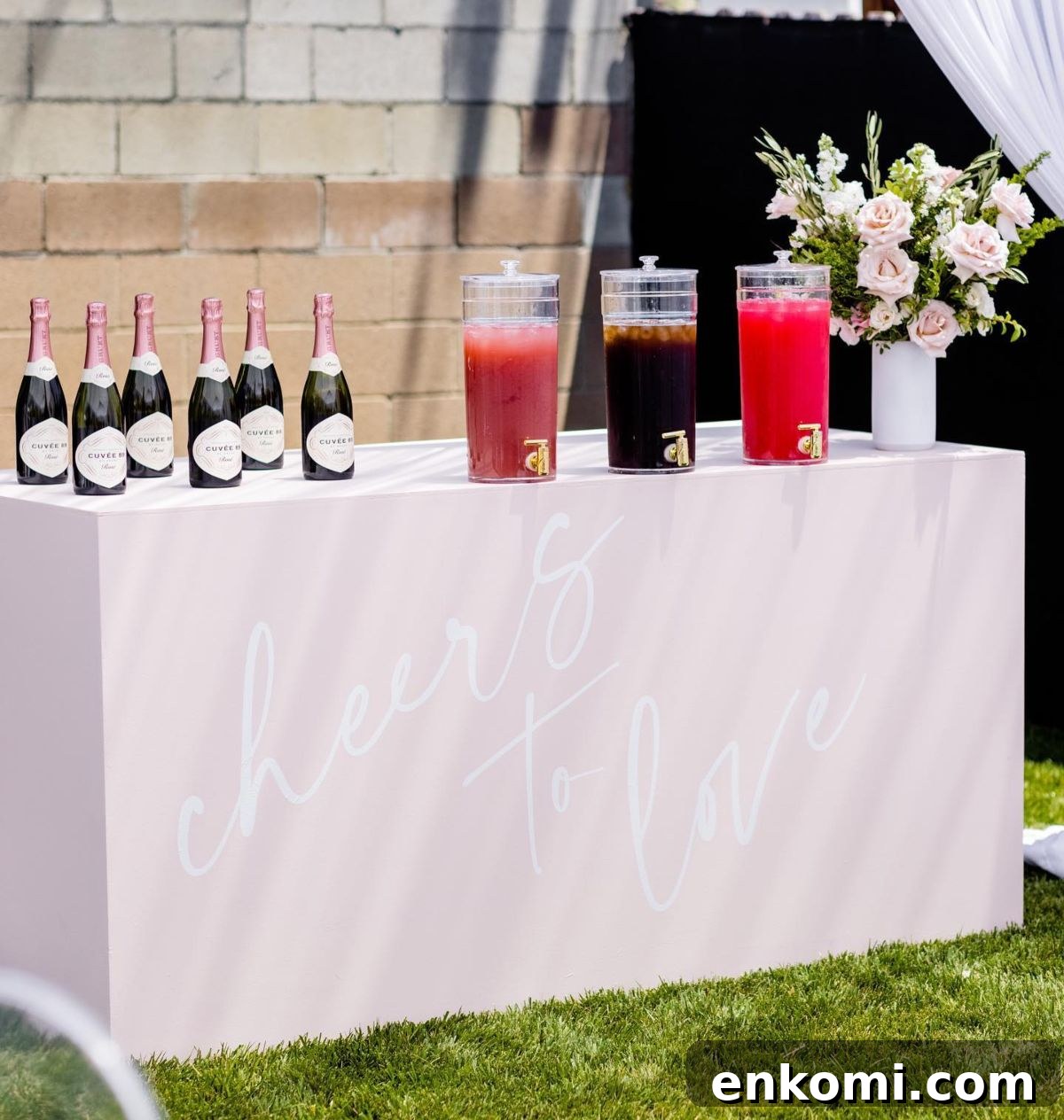 31 Intimate Small Wedding Ideas for a Memorable Celebration 11 mimosa station