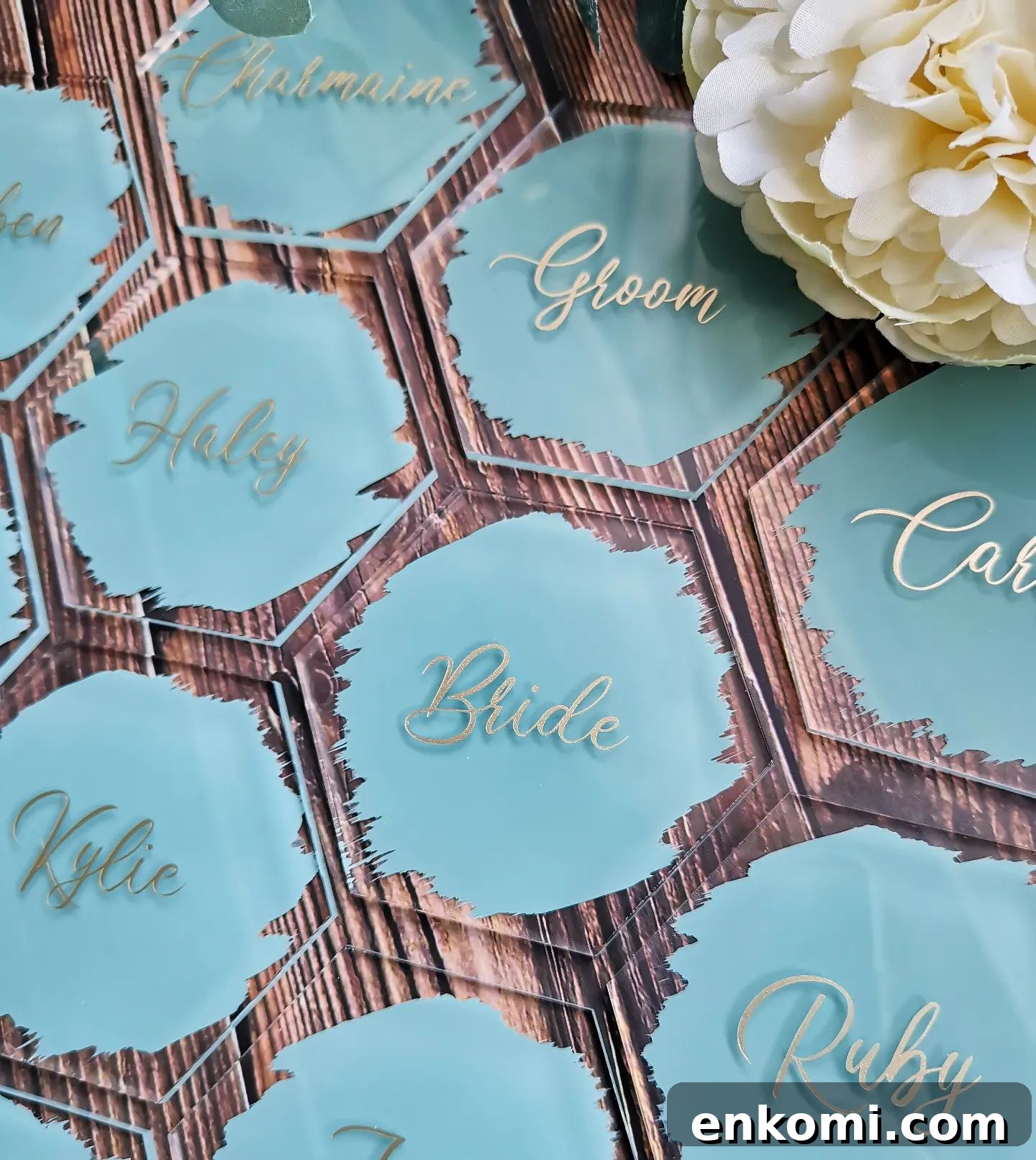 31 Intimate Small Wedding Ideas for a Memorable Celebration 30 Hand-Painted Place Cards