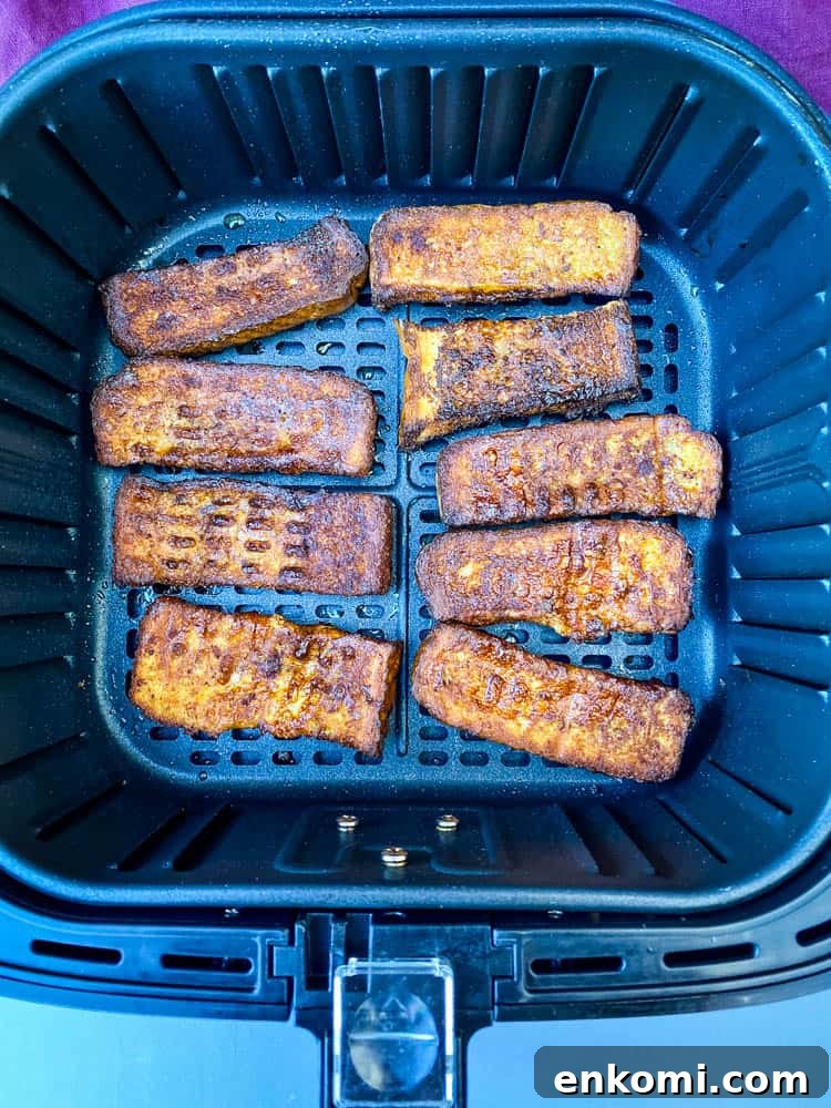 Crispy Air Fryer French Toast Sticks Recipe 8 French toast sticks in an air fryer