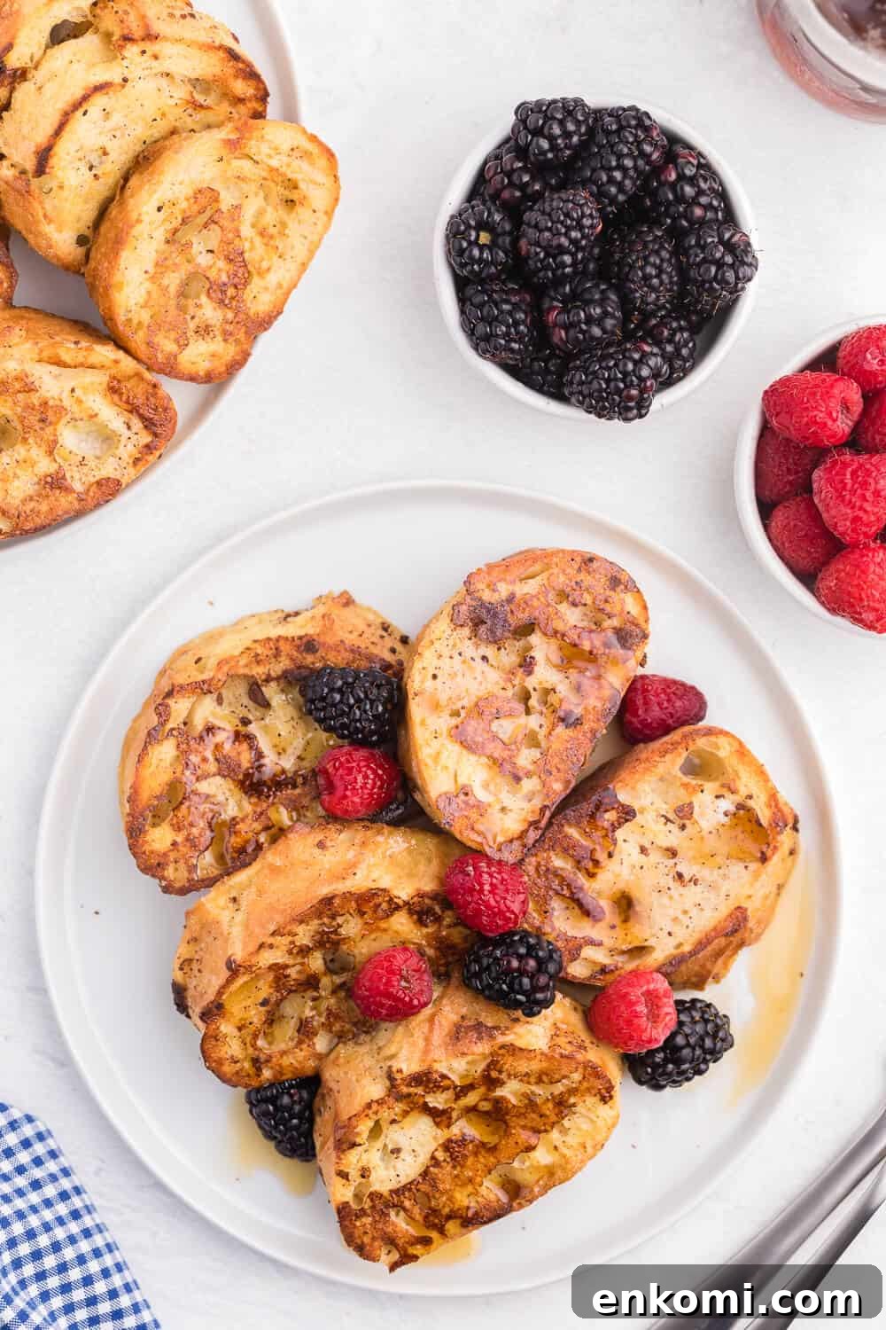 Baked French Toast - Make it the night before and bake it the next morning for breakfast! Healthy, delicious and sugar free!