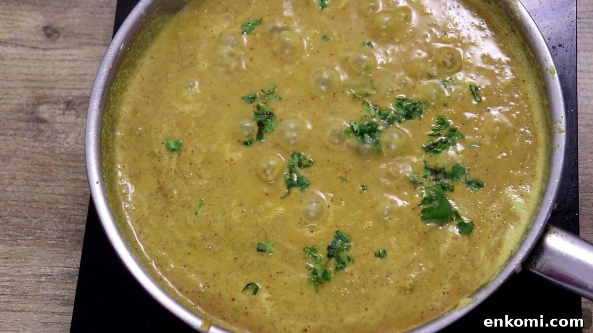 Authentic Goan Clam Curry Recipe 13 Finished Goan clam curry garnished with coriander.