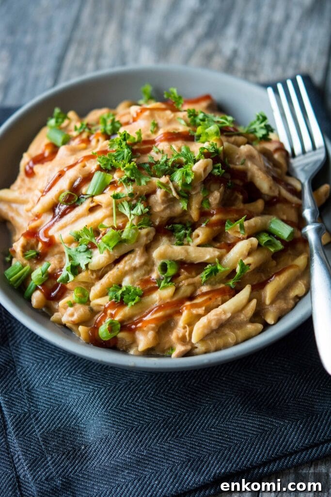 Slow Cooker BBQ Chicken Pasta