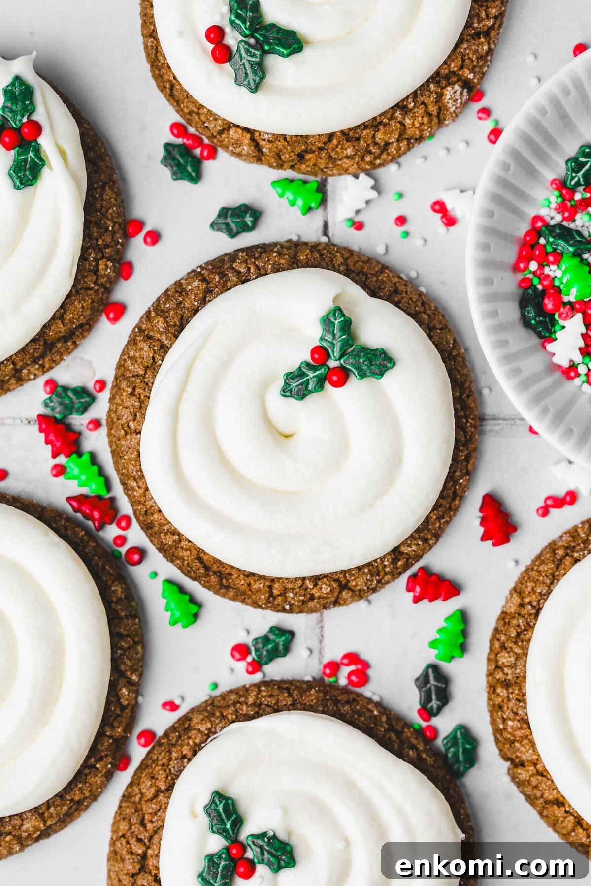 Gingerbread Spice Cookies with Cream Cheese Frosting 2 Gingerbread cookies with cream cheese frosting