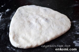 Sealed and rolled stuffed naan
