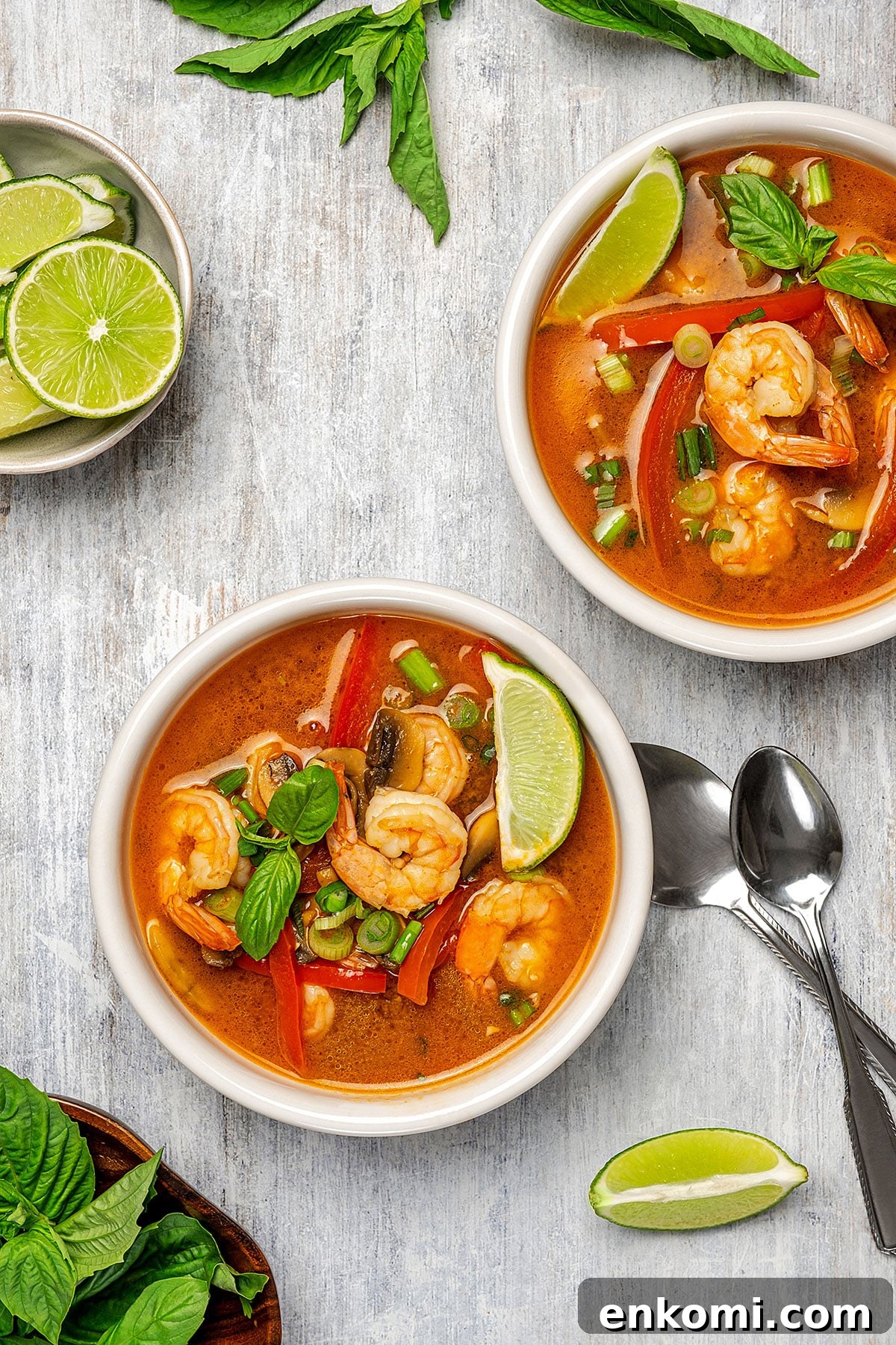 Spicy Valentine's Day Menu for a Romantic Dinner at Home 6 Curry soup bowl